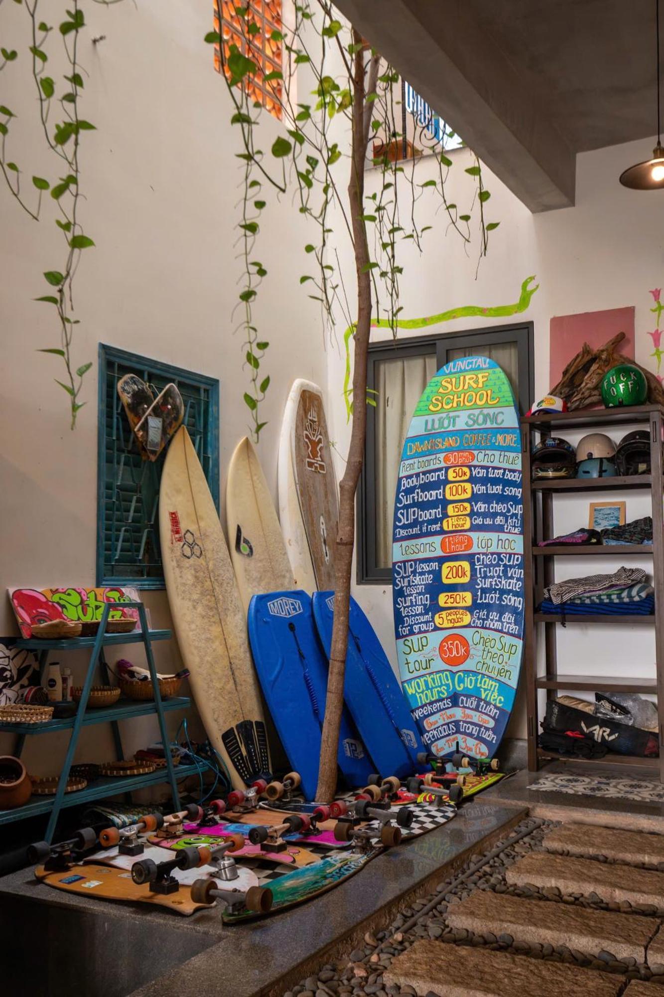 Vungtau Surf House - Hostel Surf Camp Vung Tau Buitenkant foto